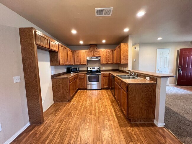 Foto del edificio - $500 OFF FIRST MONTHS RENT | Sweet Home in Hope Crossing!