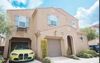 Building Photo - 8752 Festival St