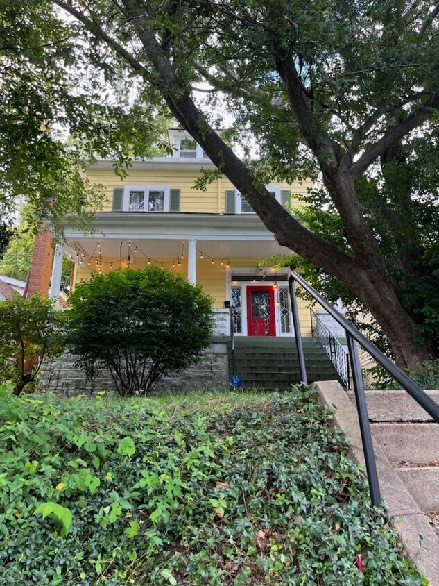 Primary Photo - 1705 Edenside Ave