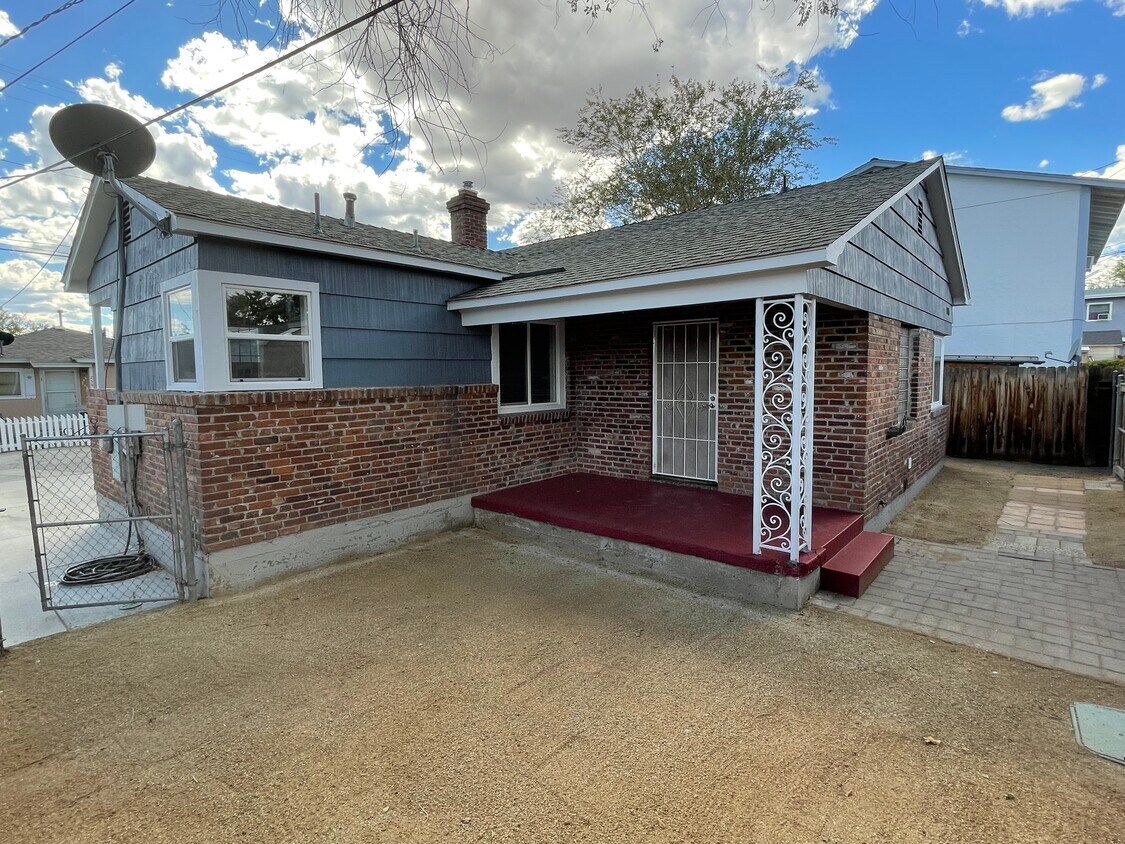 240 Claremont St, Reno, NV 89502 House Rental in Reno, NV