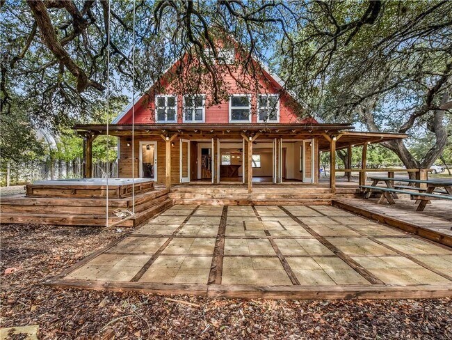 Foto del edificio - 515 Wimberley Oaks Dr
