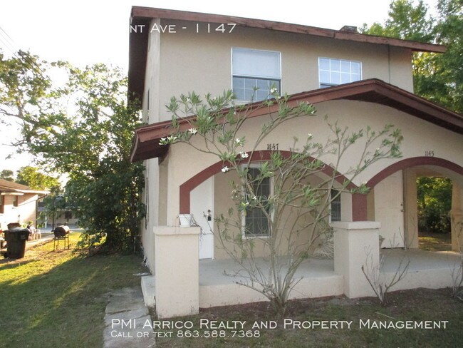 Building Photo - 1 Bedroom Apartment