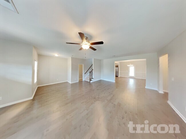 Foto del edificio - 938 Beverly Ct