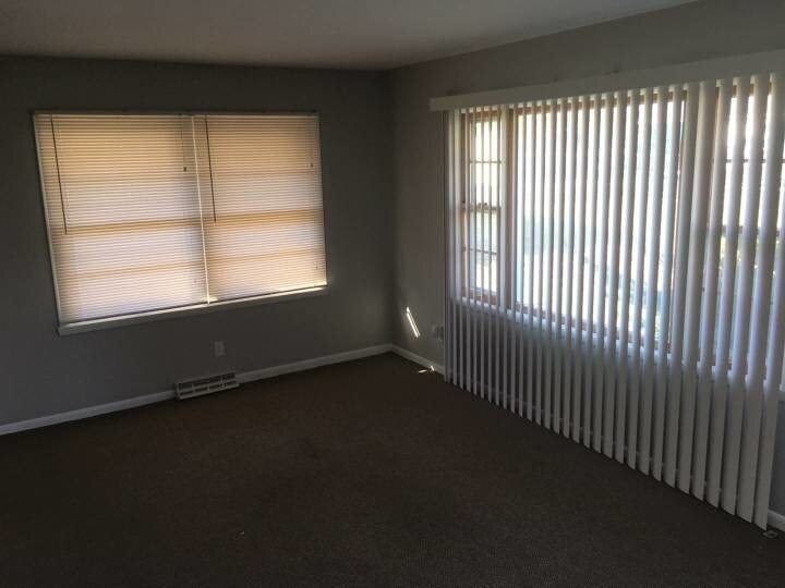 Foto del edificio - 5820 Garrett Ln
