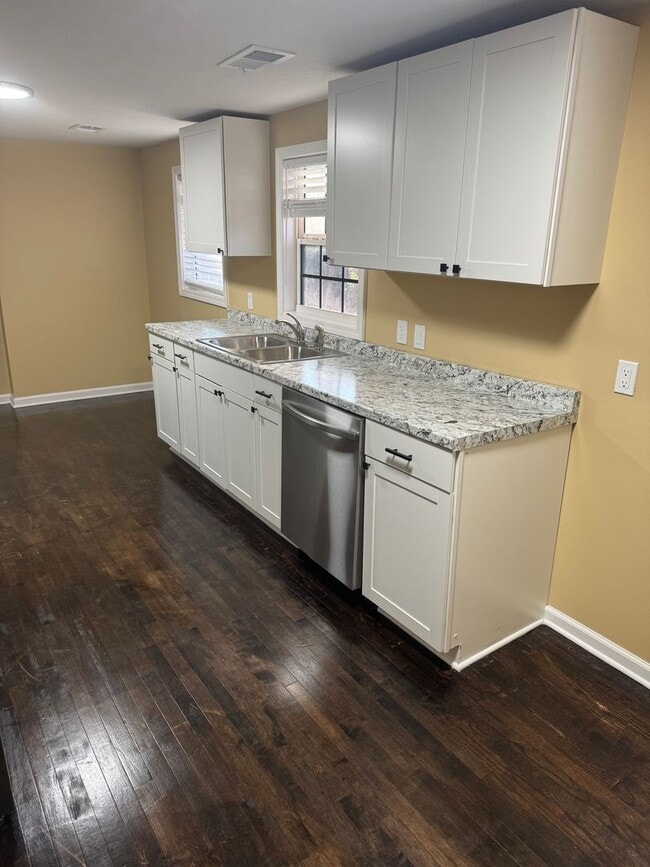 Building Photo - Beautifully Renovated 2 Bedroom, 2 Bathroom Home in the Heart of Martinez