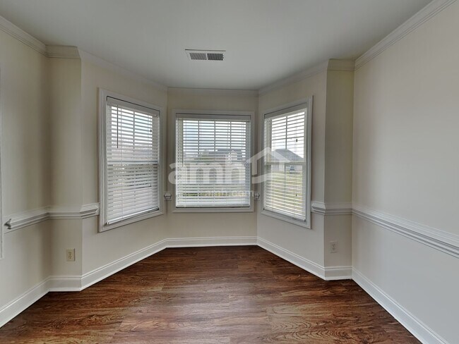 Foto del edificio - 1009 Trillium Pl