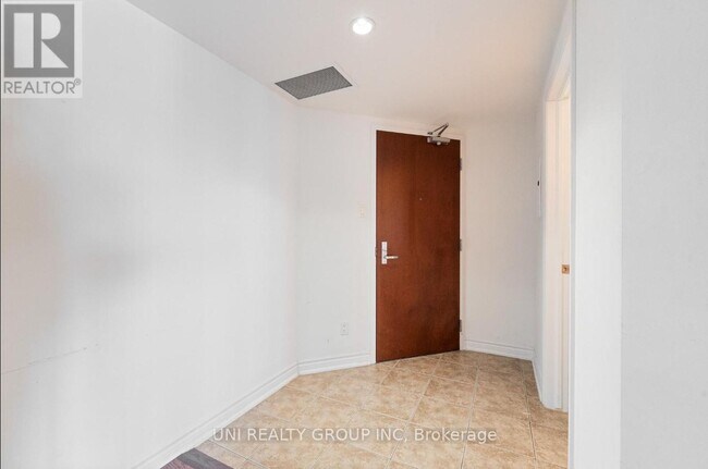 Photo du bâtiment - 234-234 Rideau St
