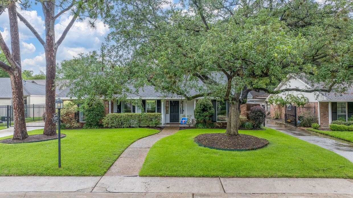 Foto principal - 10014 Ella Lee Ln