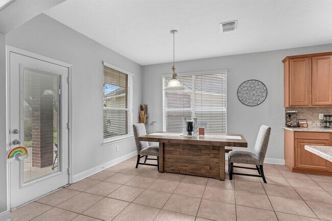 Building Photo - 3631 Shady Bay Ln