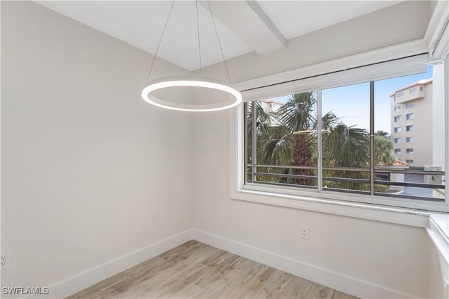 Building Photo - 15171 Cedarwood Ln