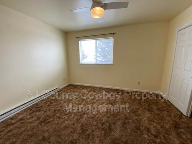Foto del edificio - 509 E Curtis St