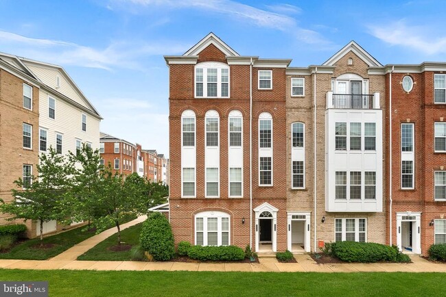 Building Photo - 42788 Lauder Terrace