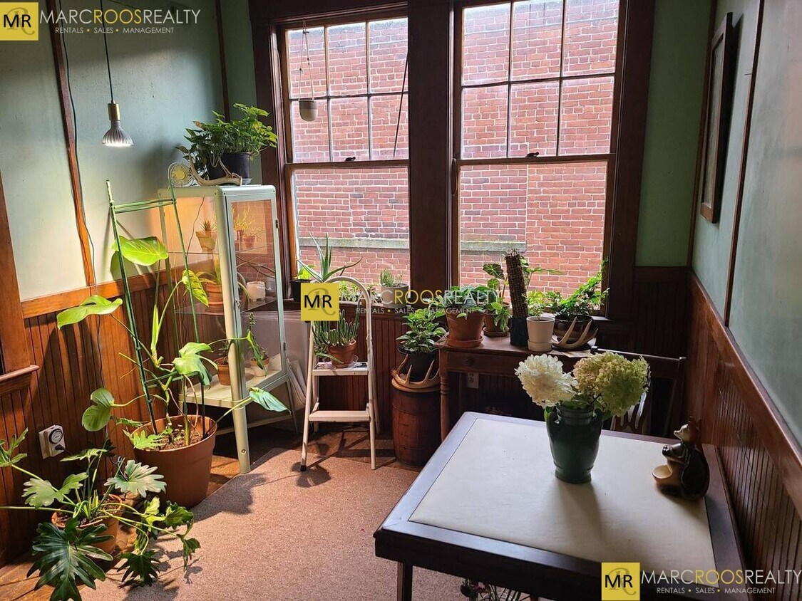 Foto principal - 70 Brington Rd