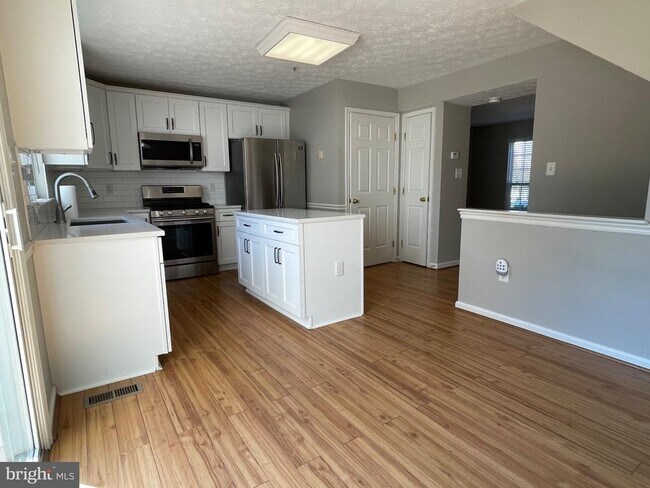 Building Photo - 2713 Piscataway Run Dr