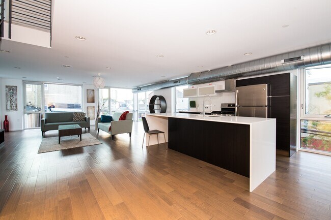 Foto del edificio - 1444 N 7th St