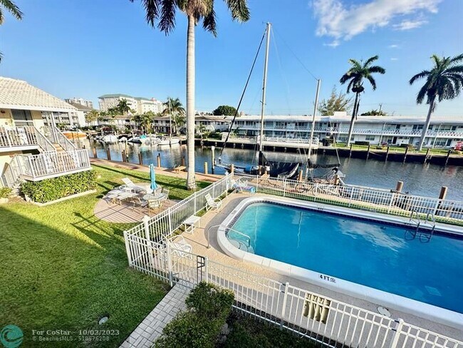 Foto del edificio - 2840 NE 33rd Ct
