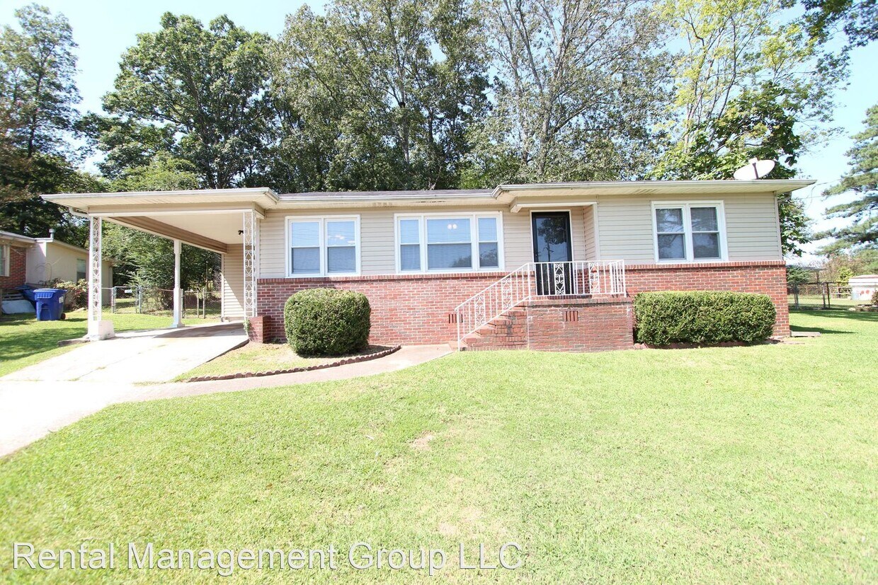 Primary Photo - 3 br, 1 bath House - 520 Sunhill Road
