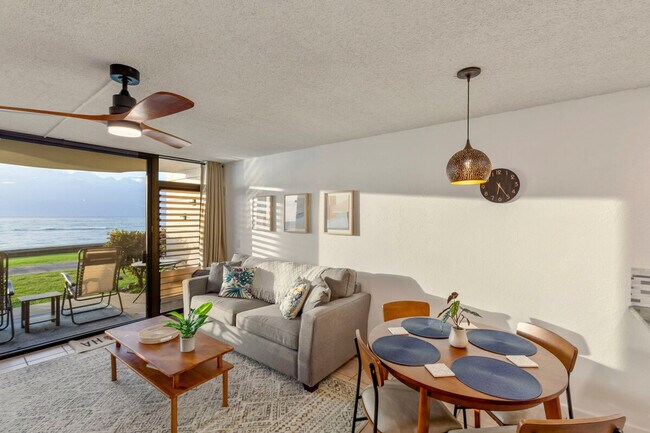 Building Photo - 4471 Lower Honoapiilani Rd