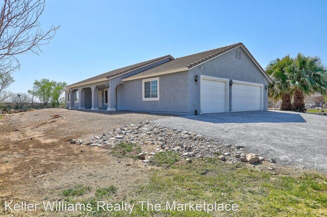 Foto del edificio - 3 br, 2 bath House - 4185 Nevada 168