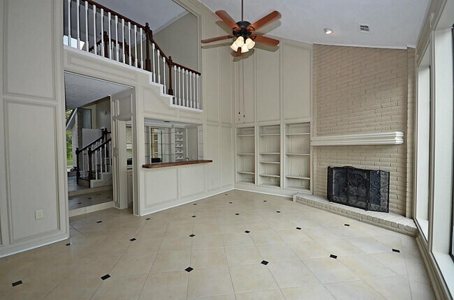Building Photo - 20114 Atascocita Shores Dr