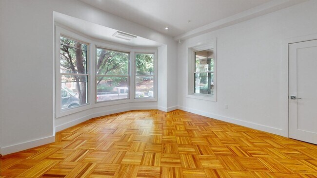 Foto del edificio - 21 Regent Cir