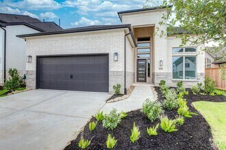 Building Photo - 2714 Sweet Honey Ln