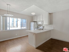 Building Photo - 1538 11th St