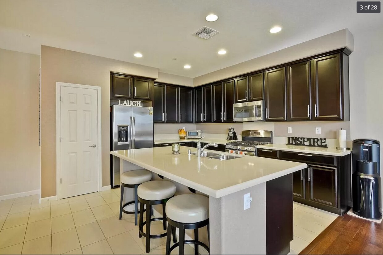 Foto principal - 1552 McCandless Dr