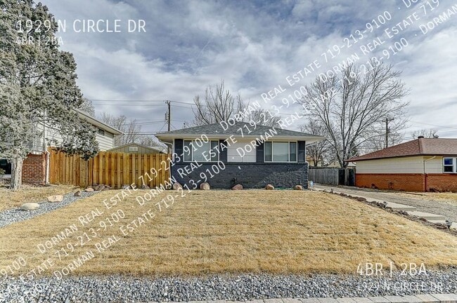 Photo - 1929 N Circle Dr House