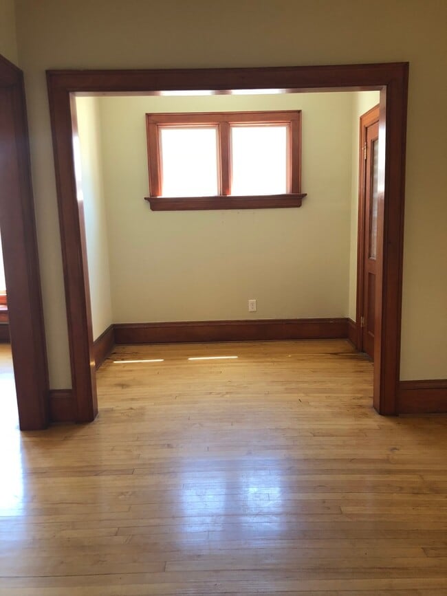 Foto del edificio - 2470-70A N. Holton St.