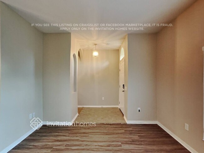 Foto del edificio - 4805 Windingbrook Trail