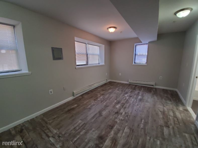 Building Photo - Studio, 1 bath Apartment - 235 Munn Ave B3
