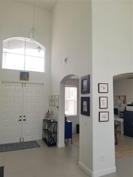 Foto del edificio - 4719 NW 96th Pl