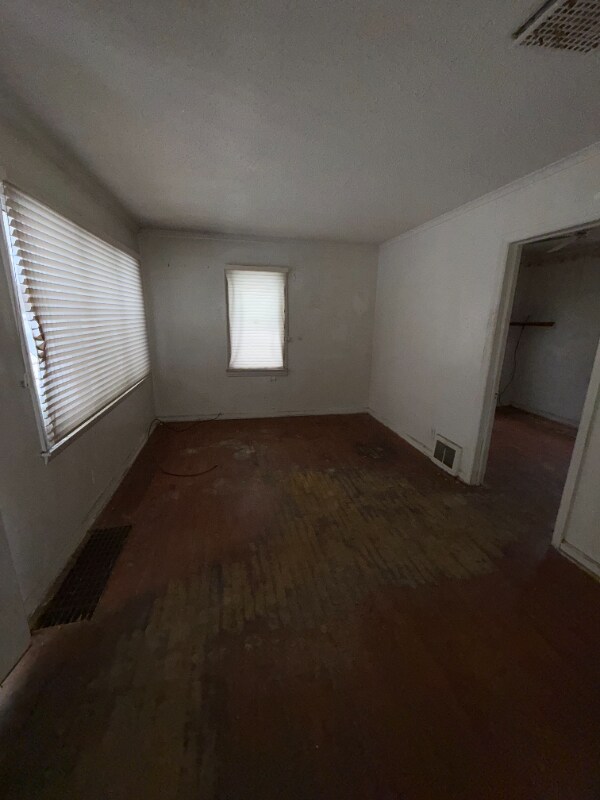 Building Photo - 762 E Alma Ave