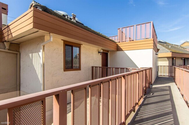 Building Photo - 3 br, 2 bath Condo - 4157 El Camino Way # I