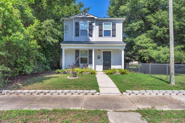 Building Photo - 1004 South 8th street