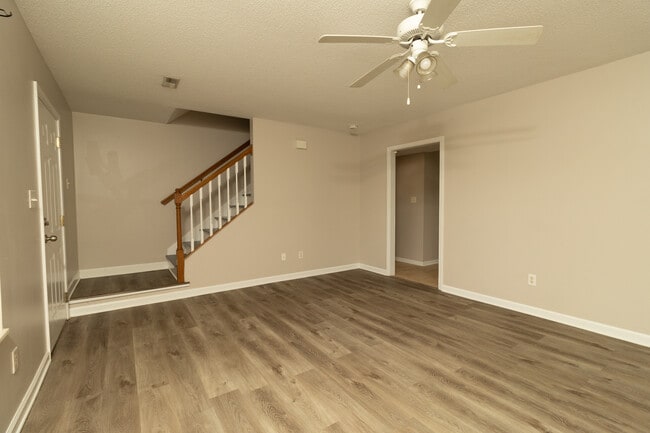 Photo - 836 Duchess Way (Knoxville, TN) House