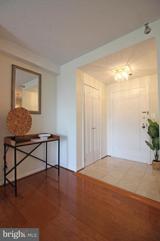 Foto del edificio - 5800 Nicholson Ln