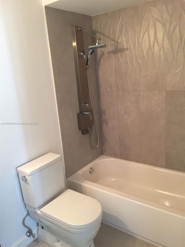 Foto del edificio - 551 Michigan Ave