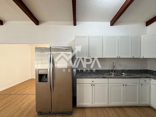 Foto del edificio - 5512 Grand Lake Dr