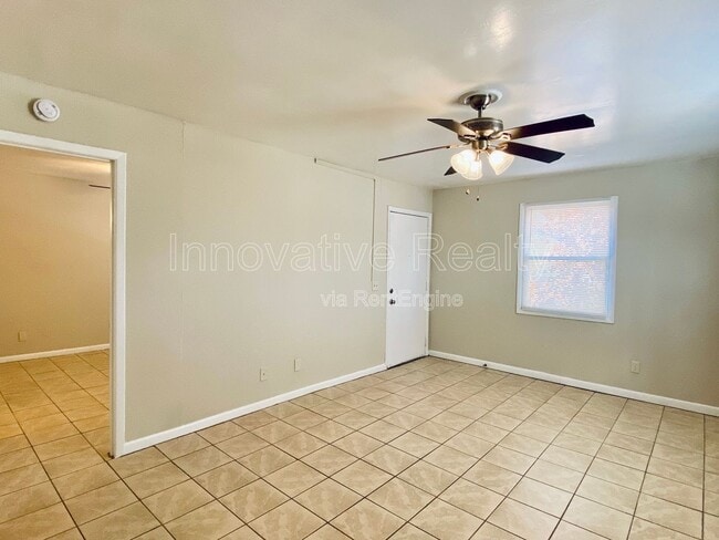 Photo - 5119 Curry Ford Rd Apartment