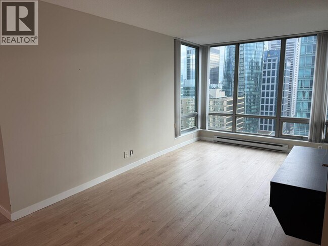 Photo du bâtiment - 1288 W Georgia St