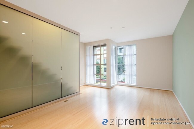 Building Photo - 2 br, 3 bath Townhome - 1356 Powell St, Em...
