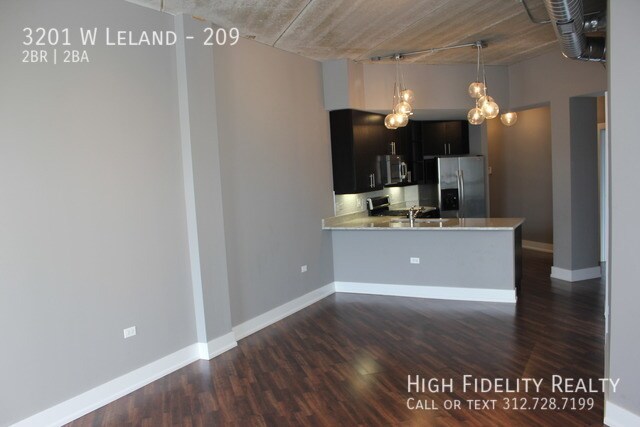Foto del edificio - 3201 W Leland Ave