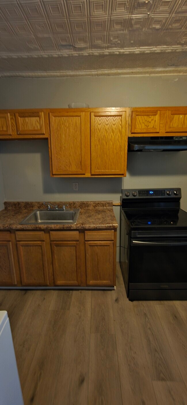 Foto del edificio - 409 S Gilmor St