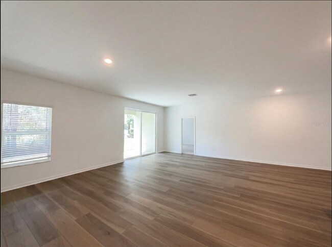 Foto del edificio - 8355 SW 197th Court Rd