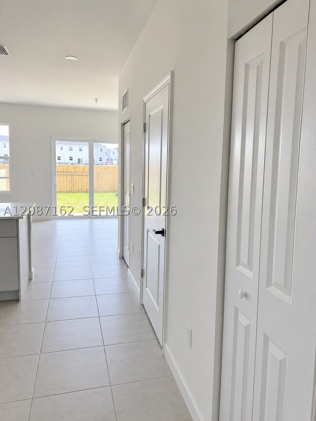 Foto del edificio - 17884 SW 358th St