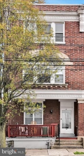 Building Photo - 14 W James St