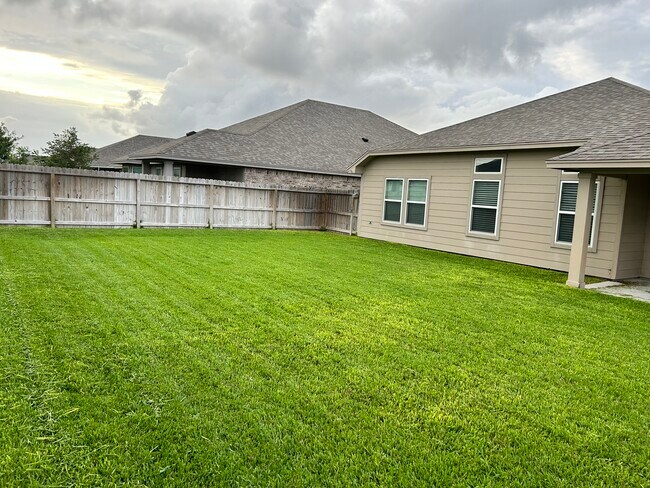 Foto del edificio - 7737 Stampede Dr