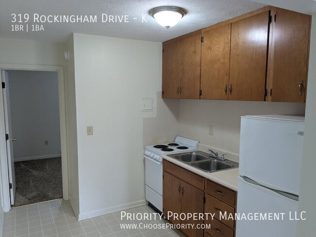 Building Photo - 319 Rockingham Dr